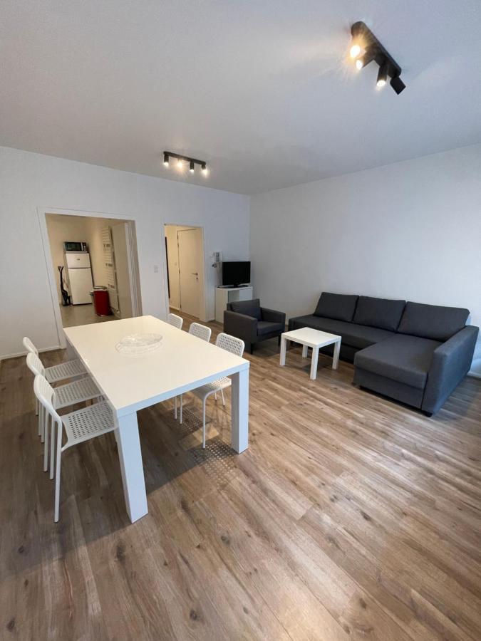 Lovely 2 Bedroom Appartment Near Knokke-Strand Beach Bar Екстериор снимка